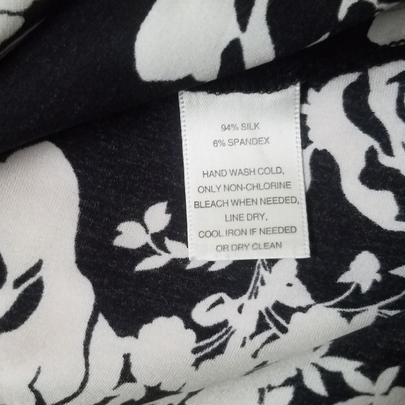 Silk top - Picture 3 of 3